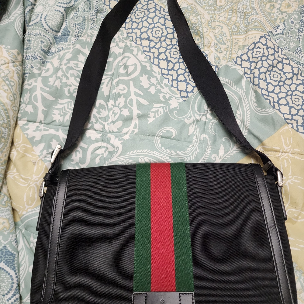 Stylish Black and Green Men's Bag